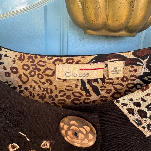 Choices Black and Tan Patterned Jacket - Picture 2 of 7